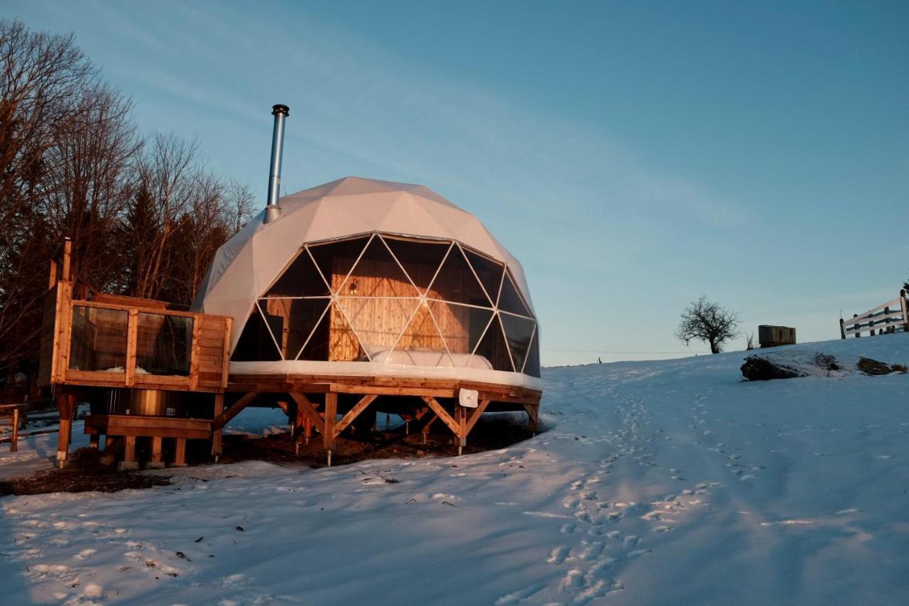 Mi-Clos - Luxury Pods With Private Jacuzzis Orford Exterior photo